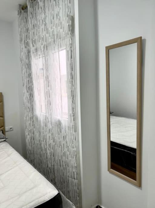 Rockside Residences Suites La Linea N1 La Línea de la Concepción Εξωτερικό φωτογραφία