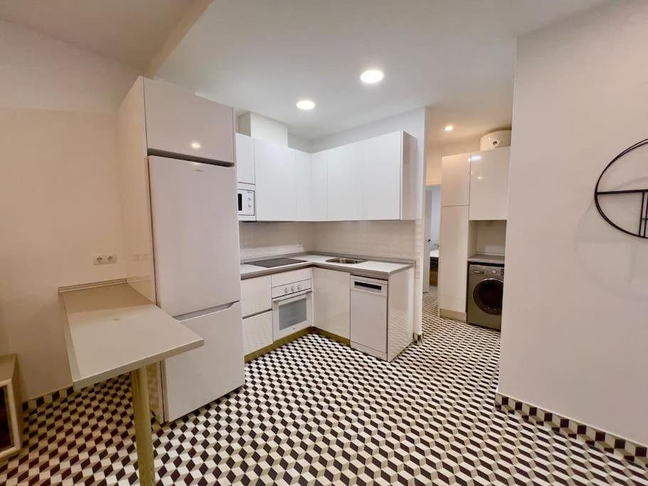 Rockside Residences Suites La Linea N1 La Línea de la Concepción Εξωτερικό φωτογραφία